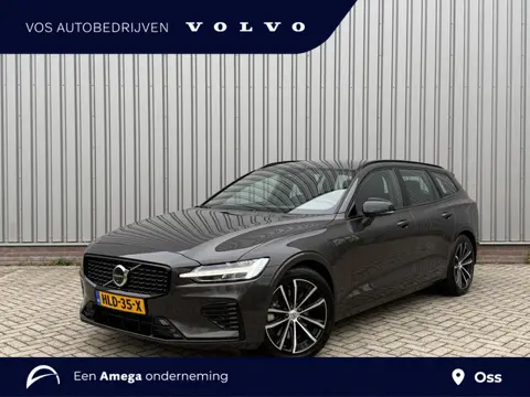 Volvo V60 2.0 T6 Plug-in hybrid AWD Plus Dark l Verwarmbare Voorruit l Trekhaak l 360 camera l