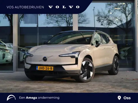 Volvo EX30 Single Motor Extended Range Ultra 69 kWh | Verwarmbare voorstoelen| Stuurwielverwarming| 