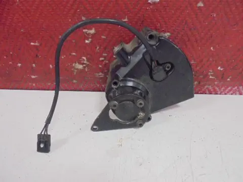 MOTORBLOKDEKSEL VOORTANDWIEL Suzuki GSX R 600 2001 - 2003