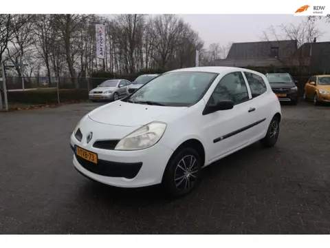 Renault Clio 1.5 dCi Expression GEEN AIRCO