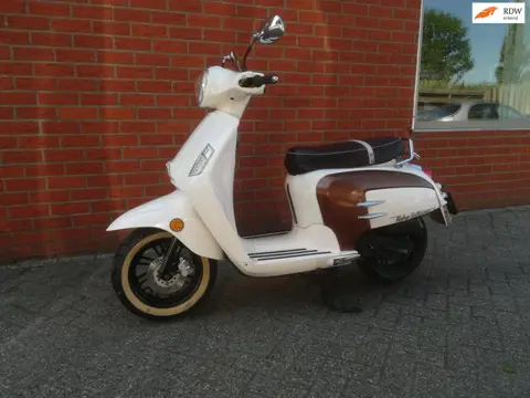 Turbho Snorscooter RB-50 Bellisimo