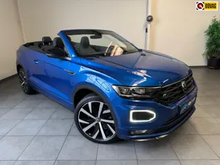 Volkswagen T-Roc 1.5 TSI R-Line /19inch/virtual/Camera/ACC/Stoel-stuurverw/Beats geluid/Full options