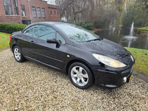 Peugeot 307 CC 2.0-16V Cabrio Nieuwe APK