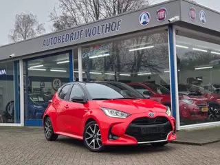 Toyota Yaris 1.5 Hybrid Launch Edition (bj 2020, automaat)