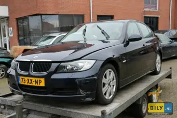 BILY BMW E90 318D Sedan 2006 Monacoblau Metallic Manual