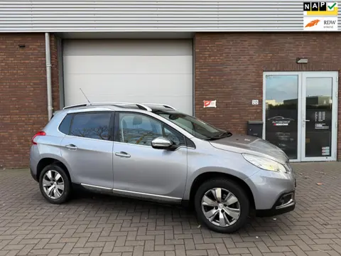 Peugeot 2008 1.2 PureTech Allure|PANO|NAVI|NIEUWE APK|AUTOMAAT
