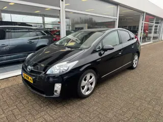 Toyota Prius 1.8 Dynamic Business | Automaat | Elektrische ramen | Cruise control | Lederen bekledin