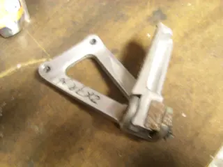 Pillion step left  Kawasaki ZX 7 R 1996 - 2002