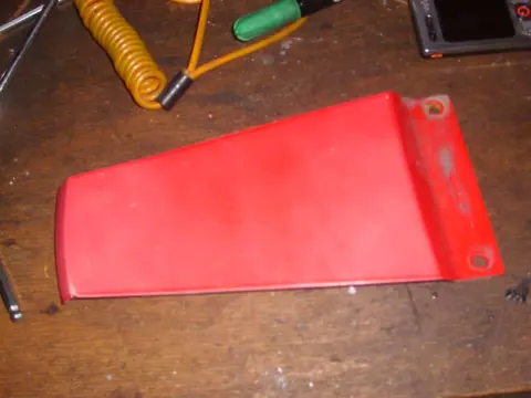 Cowl seat center Suzuki RF 600 1993 - 1997