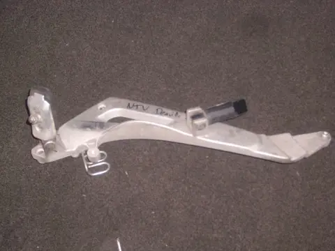Main step holder Honda Deauville 650 - 700 1998 - 2001