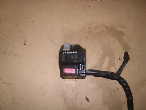 Handlebar switch assy Yamaha FZR 600 1992 - 1994