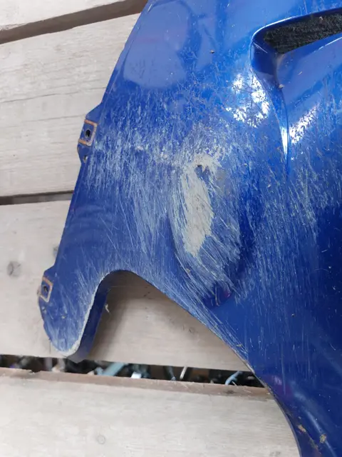 Cowl lower right Yamaha YZF R1 1998 - 1999