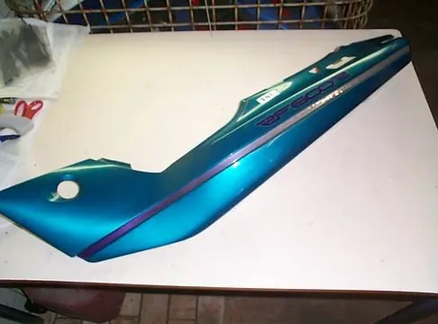 Cowl left rear Suzuki RF 600 1993 - 1997