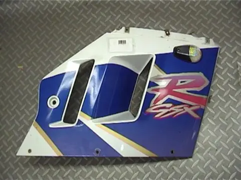 Cowl right Suzuki GSX R 750 1985 - 1989