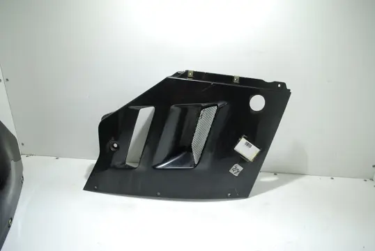 Cowl right small Suzuki GSX R 750 1985 - 1989
