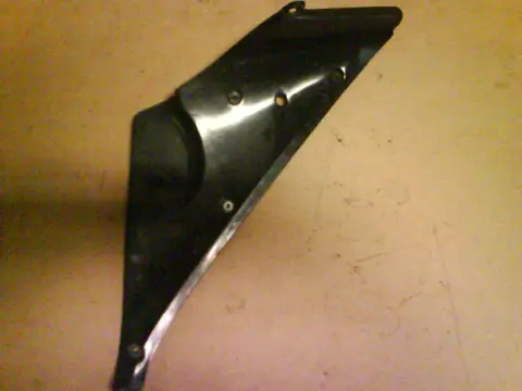 Cowl left inner Yamaha YZF R1 2000 - 2001
