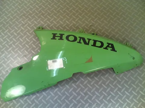 Cowl lower right Honda VFR 750 1994 - 1997