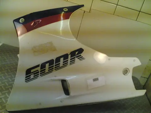 Cowl under Kawasaki GPX 600 1988 - 1994
