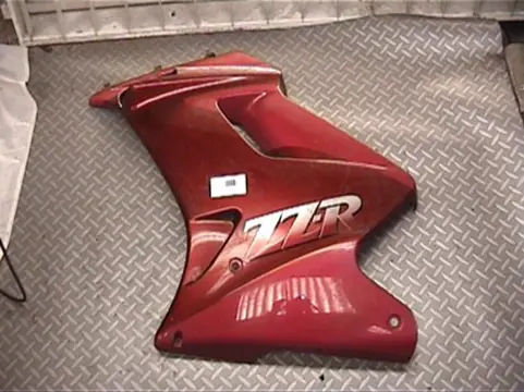 Cowl Left Kawasaki ZZR 250 1990 - 1996