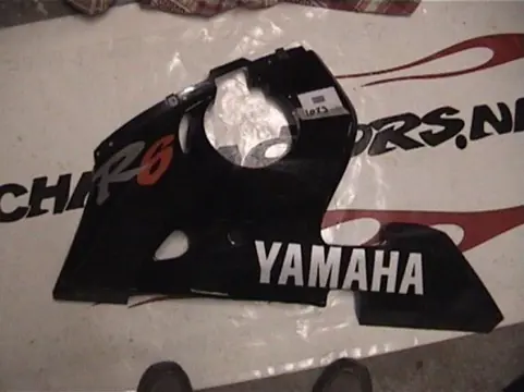 Cowl Left lower Yamaha YZF R6 1998 - 2002