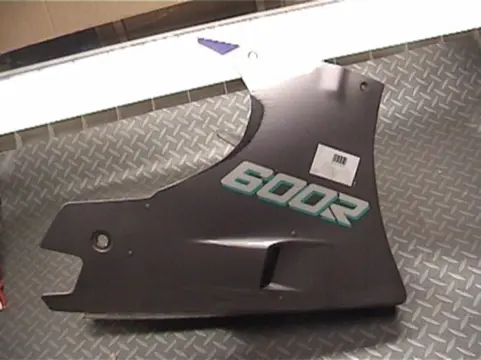 Cowl under Kawasaki GPX 600 1988 - 1994