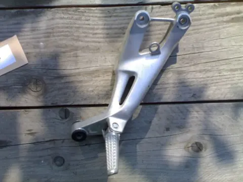 Pillion step right Honda CBR 1100 XX 1997 - 1998