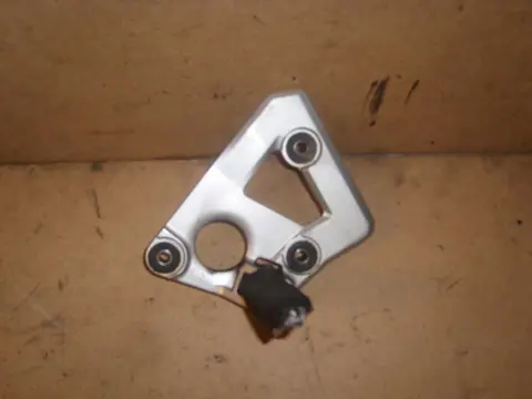 Main step holder Suzuki GSX F 750 1988 - 1997