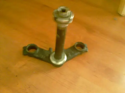 Steering stem Kawasaki GPZ 500 1988 - 1994