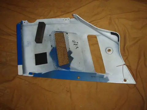 Cowl right small Suzuki GSX R 750 1985 - 1989