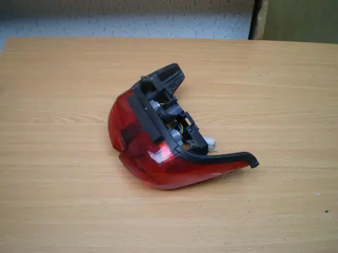 Rear light Yamaha YZF R6 1998 - 2002