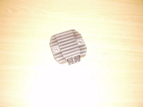 Regulator rectifier  Yamaha YZF 600 Thundercat 1996 - 2003