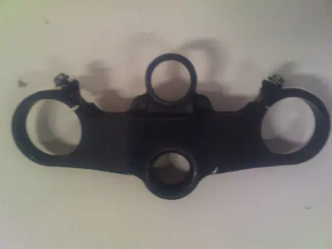 Fork top bridge Aprilia RSV 1000 1998 - 2000 / 2001 - 2003