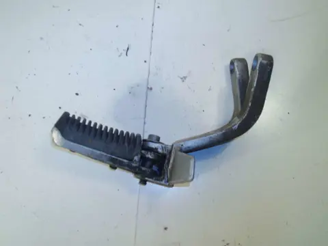 Pillion step left  Suzuki RF 900 1993 - 1996