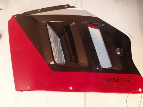 Cowl left small Suzuki GSX R 1100 1988 - 1990