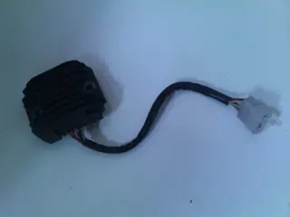 Regulator rectifier  Yamaha FAZER 600 1998 - 2000