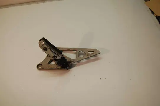 Main step holder left Suzuki GSX R 750 1985 - 1989