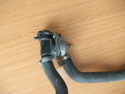Thermostat cooler Kawasaki ZZR 1200 2002 - 2005