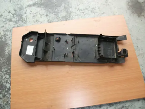 Cowl under Kawasaki ZX 10 R 2004 - 2005