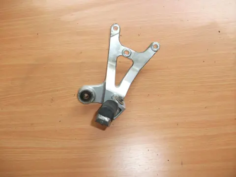 Pillion step right Suzuki GSX R 1100 1993 - 1994