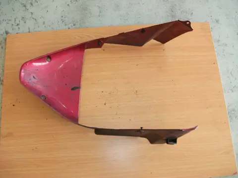 Cowl V shape under Honda CBR 1100 XX 1999 - 2006