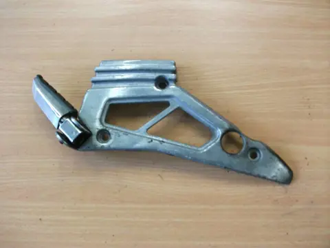 Pillion step right Yamaha XJ 900 F 1983 - 1994