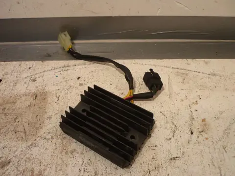 Regulator rectifier  Ducati 1098 SF Streetfighter  2009 - 2010
