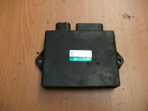 Ignitor CDI ECU Yamaha TRX 850 1996 - 2000