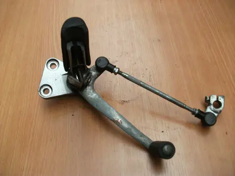 Main step holder right Yamaha FZR 600 1989 - 1993