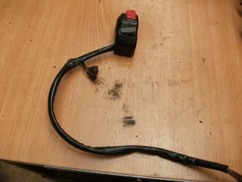 Handlebar switch assy Yamaha YZF 750 1993 - 1995 / 1996 - 1999