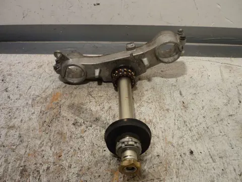 Steering stem Suzuki GSX R 600 2001 - 2003