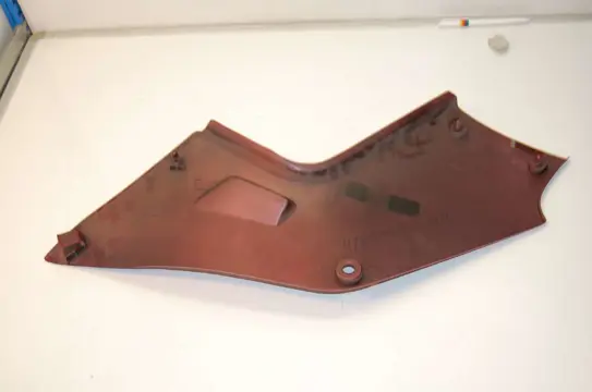 Cowl left rear Suzuki GSX F 1100 1988 - 1994