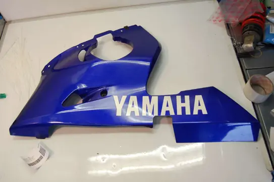 Cowl Left lower Yamaha YZF R6 1998 - 2002
