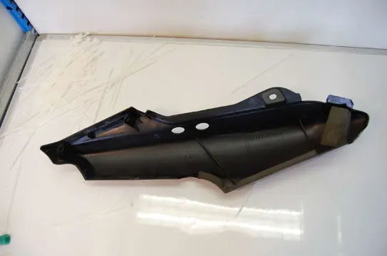 Cowl left rear Yamaha FAZER 600 1998 - 2000