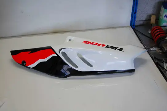 Cowl left rear Honda CBR 900 RR 1996 - 1997